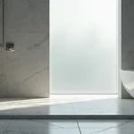 Baños con plato de ducha de obra: ideas y beneficios